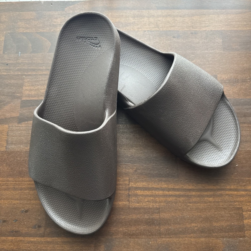 Archie's Mens 8 Women's 9 Slides Brown Excellent
